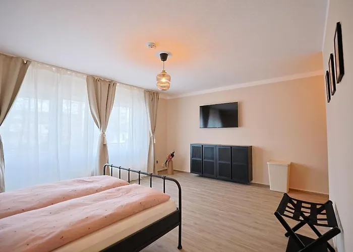 Apartament - Live Like A Local!